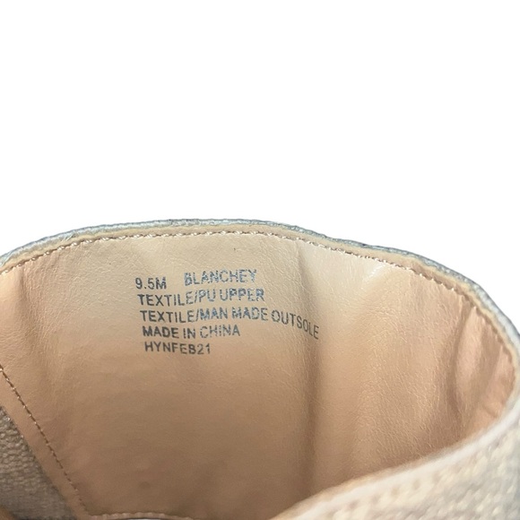 Tommy Bahama Sandals Womens 9.5M Flats Thong Slide Metallic Gold Comfort Slip On - Picture 5 of 6